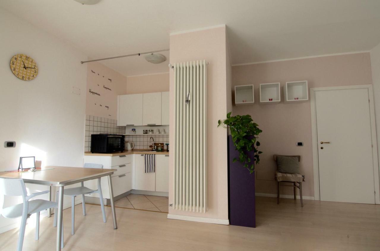 Interno 77 Di Tss' - Appartamento Soleggiato Con Ampie Finestre & Internet Veloce Con Fibra - Perfetto Per Coppie Trento Exterior foto